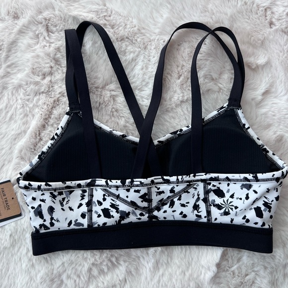 Athleta Black & White Pattern Strappy Stealth Sports Bra NWT Size XS - Picture 2 of 11